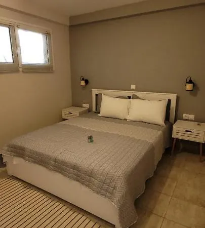 Magdalinos Appartments *