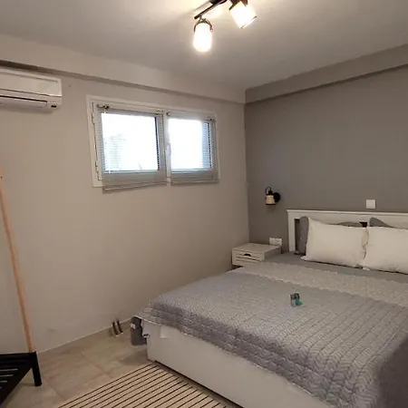 Magdalinos Appartments * Νέα Σκιώνη