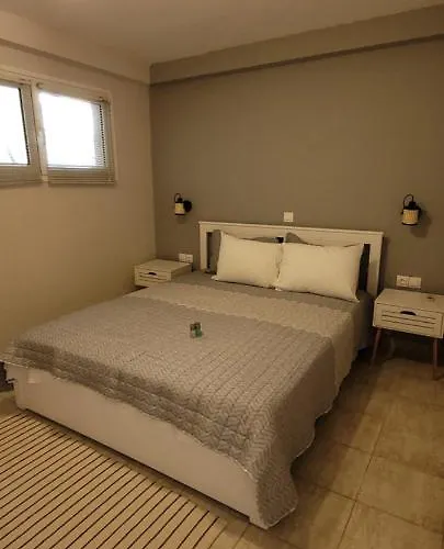 Magdalinos Appartments *